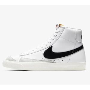 NWOB NIKE Blazer Mid 77' Sneakers Size 11.5